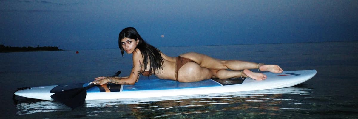 Mia Khalifa Banner